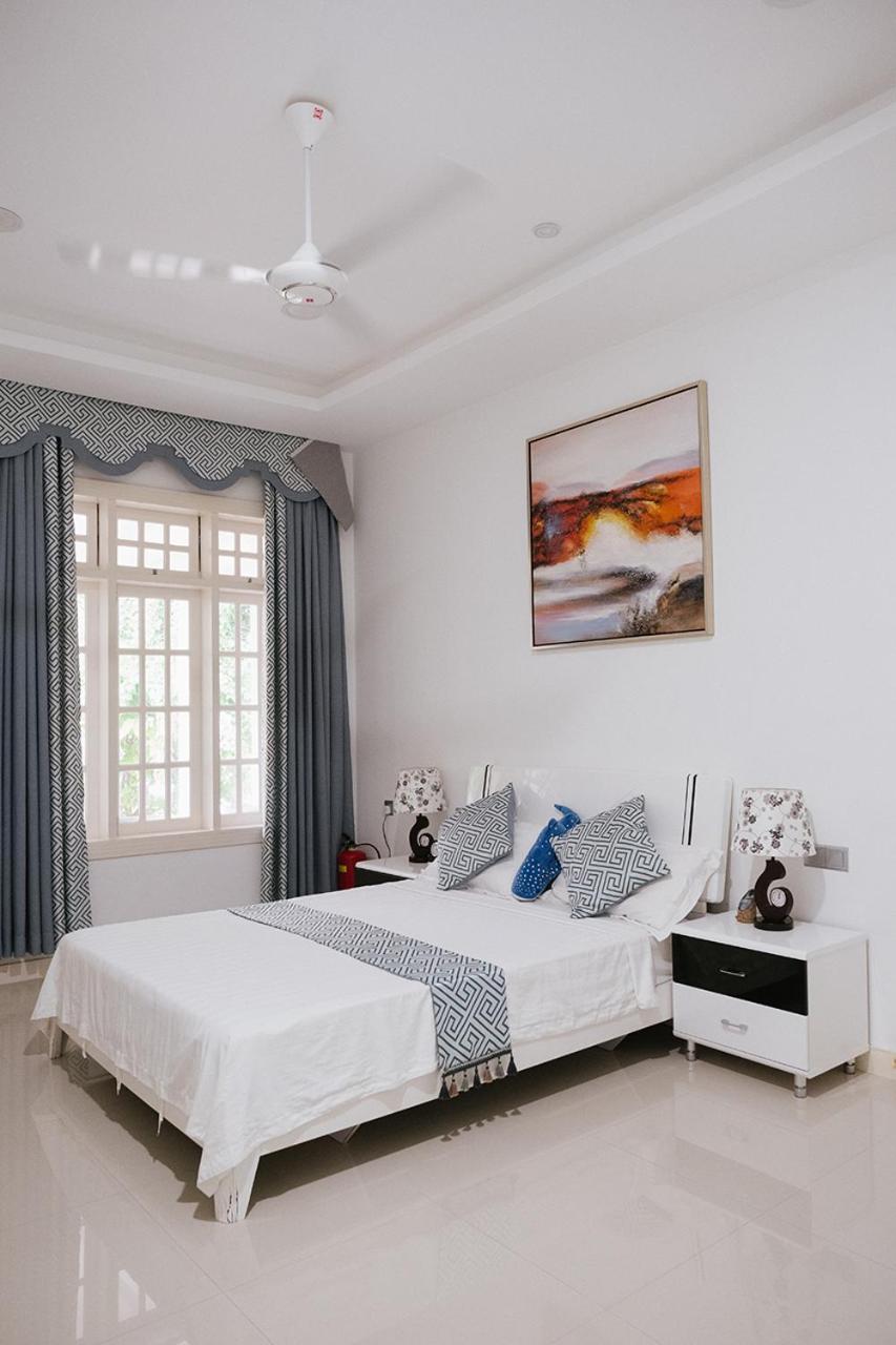Fiyala Homestay Addu City Exterior foto